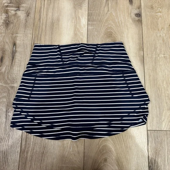 LIKE NEW ATHLETA Stealth Sculptek Skirt Tennis Skirt - Picture 9 of 12